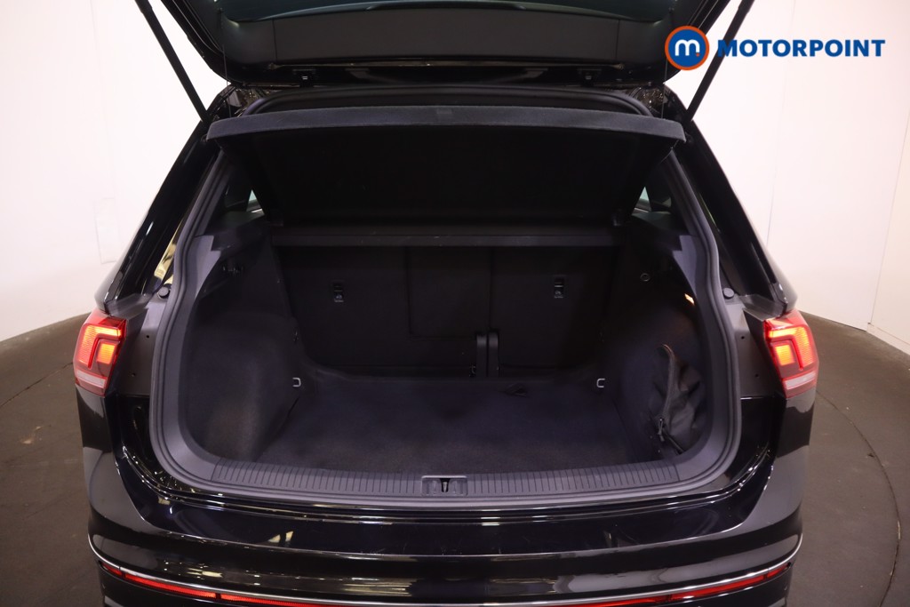 Volkswagen Tiguan R-Line Automatic Petrol SUV - Stock Number (1564028) - 15th supplementary image