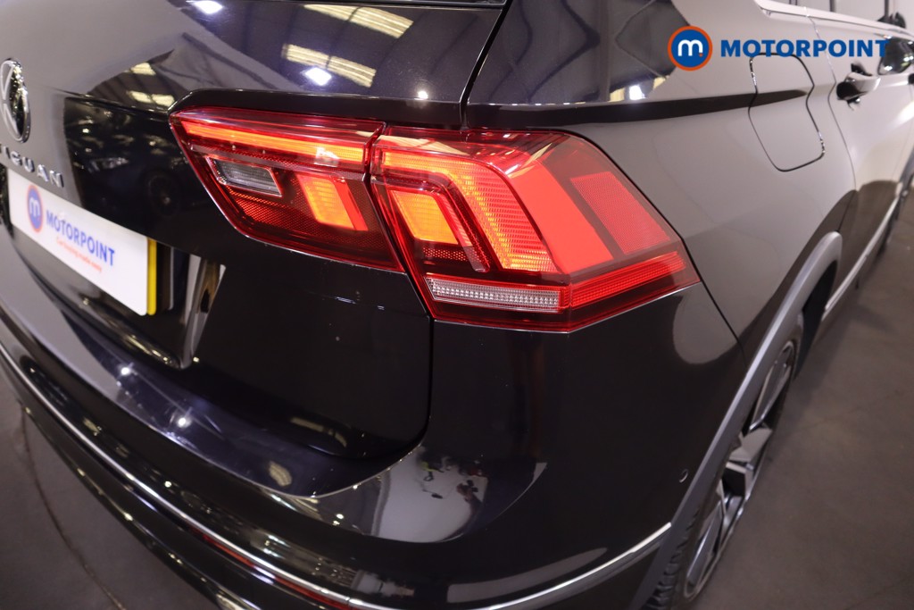 Volkswagen Tiguan R-Line Automatic Petrol SUV - Stock Number (1564028) - 22nd supplementary image