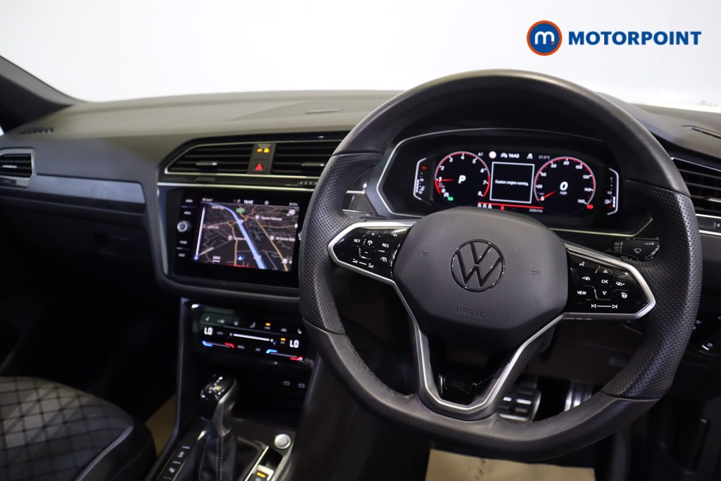 Volkswagen Tiguan R-Line Automatic Petrol SUV - Stock Number (1564028) - 1st supplementary image