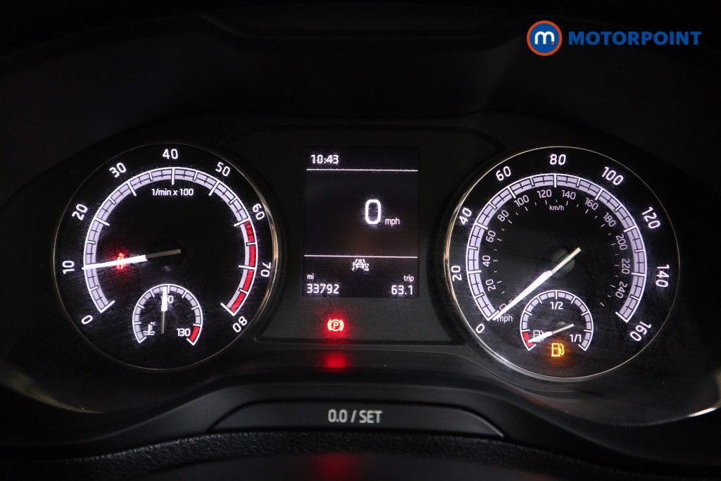 Skoda Karoq SE Manual Petrol SUV - Stock Number (1564188) - 3rd supplementary image