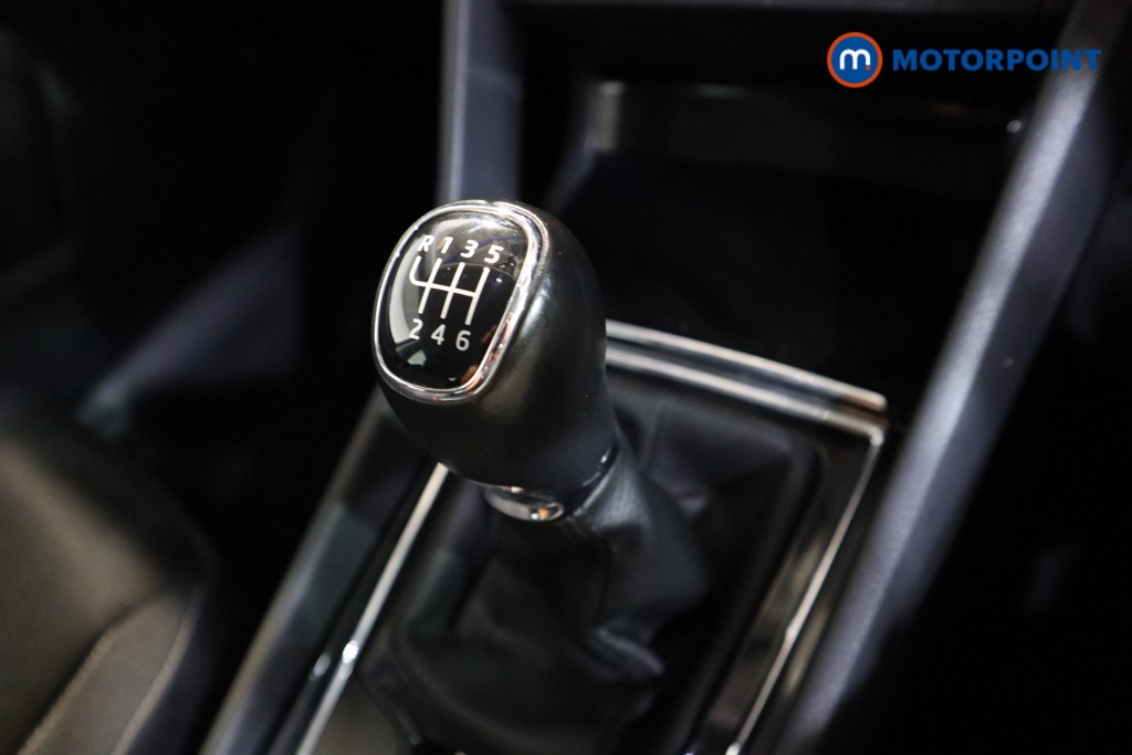 Skoda Karoq SE Manual Petrol SUV - Stock Number (1564188) - 9th supplementary image
