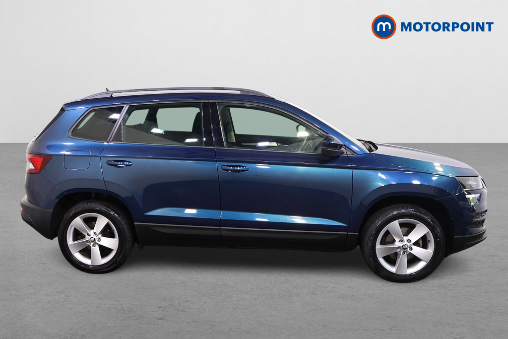 Skoda Karoq SE Manual Petrol SUV - Stock Number (1564188) - Drivers side