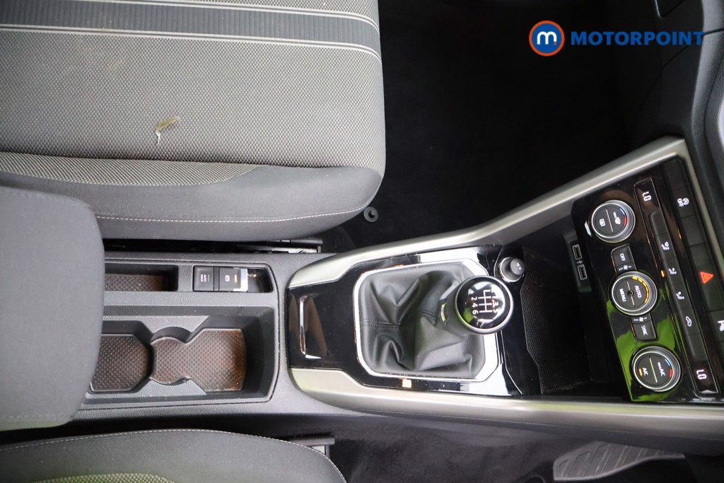 Volkswagen T-Roc SE Manual Petrol SUV - Stock Number (1564419) - 8th supplementary image
