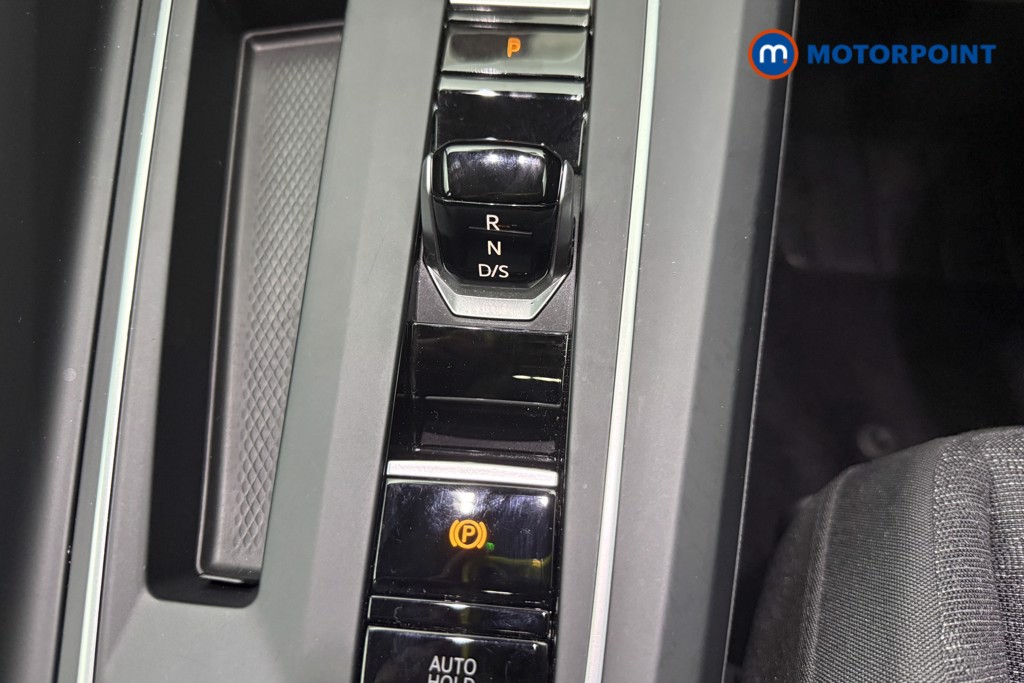 Volkswagen Golf Life Automatic Petrol Hatchback - Stock Number (1564729) - 7th supplementary image