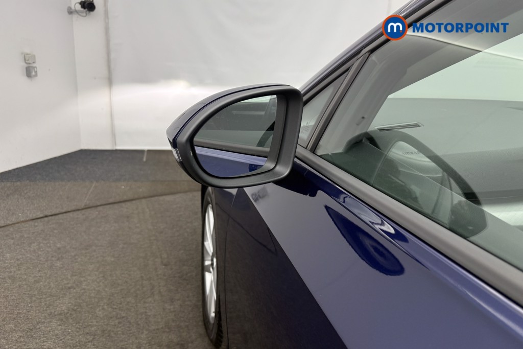 Volkswagen Golf Life Automatic Petrol Hatchback - Stock Number (1564729) - 29th supplementary image