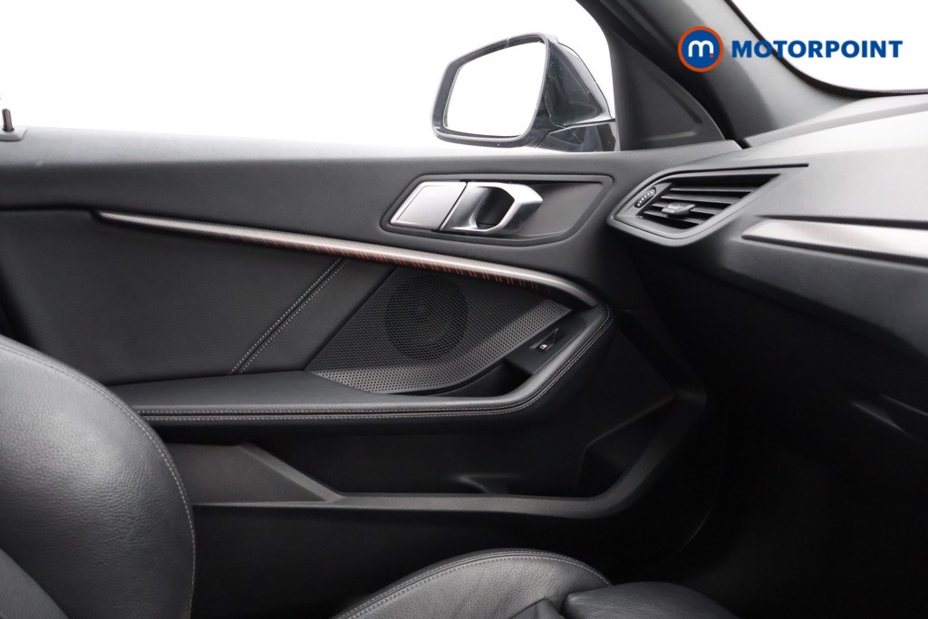 BMW 1 Series M Sport Manual Diesel Hatchback - Stock Number (1564861) - 7th supplementary image