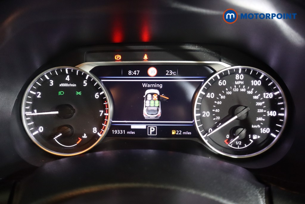 Nissan Juke N-Connecta Automatic Petrol SUV - Stock Number (1564958) - 2nd supplementary image