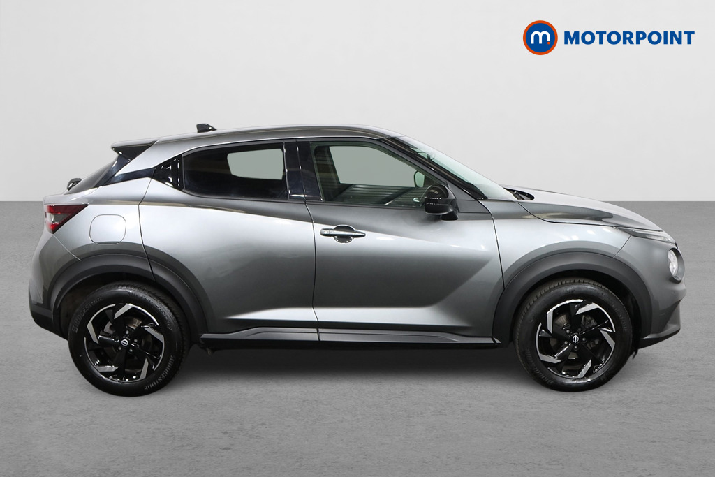 Nissan Juke N-Connecta Automatic Petrol SUV - Stock Number (1564958) - Drivers side