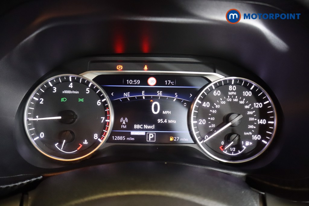Nissan Juke N-Connecta Automatic Petrol SUV - Stock Number (1564967) - 2nd supplementary image