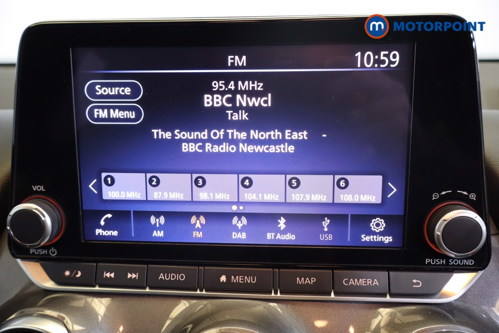 Nissan Juke N-Connecta Automatic Petrol SUV - Stock Number (1564967) - 6th supplementary image
