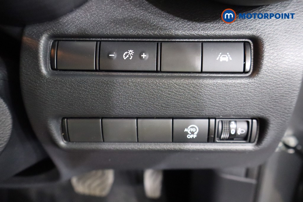 Nissan Juke N-Connecta Automatic Petrol SUV - Stock Number (1564967) - 16th supplementary image