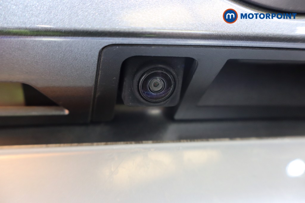 Nissan Juke N-Connecta Automatic Petrol SUV - Stock Number (1564967) - 22nd supplementary image