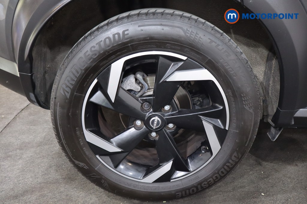 Nissan Juke N-Connecta Automatic Petrol SUV - Stock Number (1564967) - 23rd supplementary image