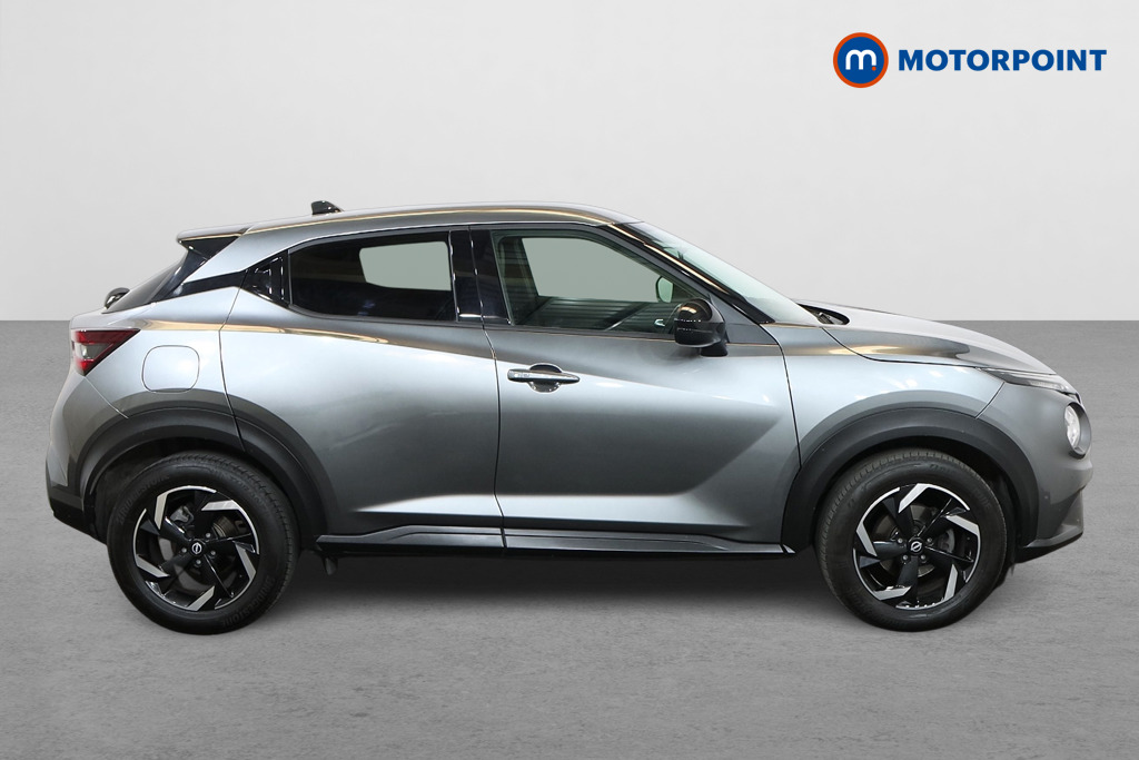 Nissan Juke N-Connecta Automatic Petrol SUV - Stock Number (1564967) - Drivers side