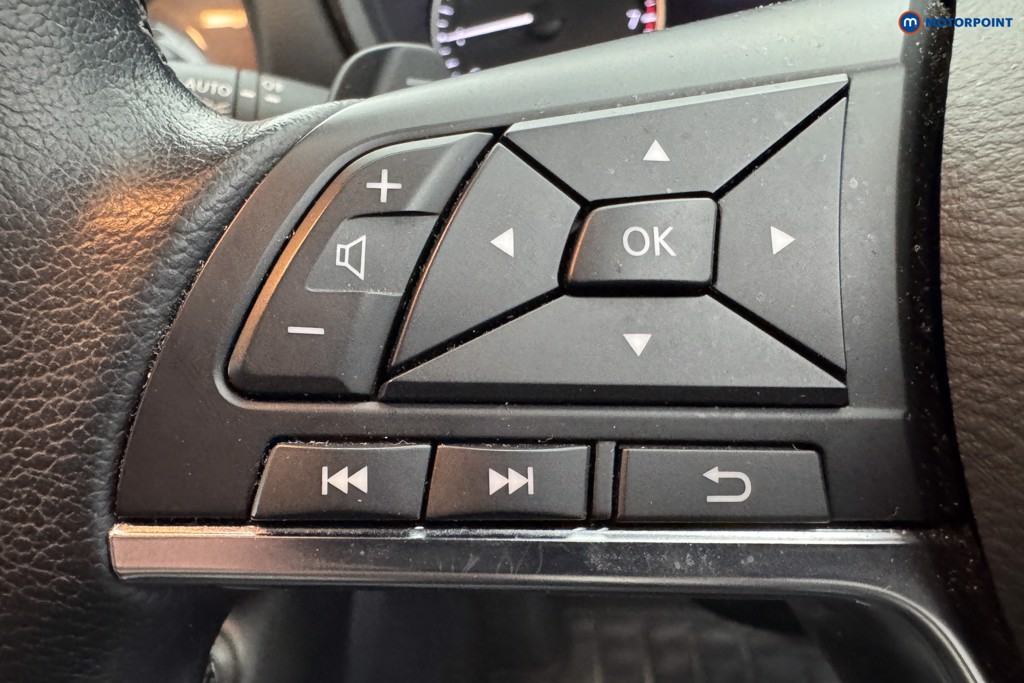 Nissan Juke N-Connecta Automatic Petrol SUV - Stock Number (1564968) - 19th supplementary image