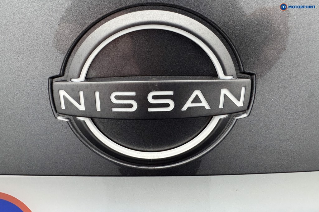 Nissan Juke N-Connecta Automatic Petrol SUV - Stock Number (1564968) - 32nd supplementary image
