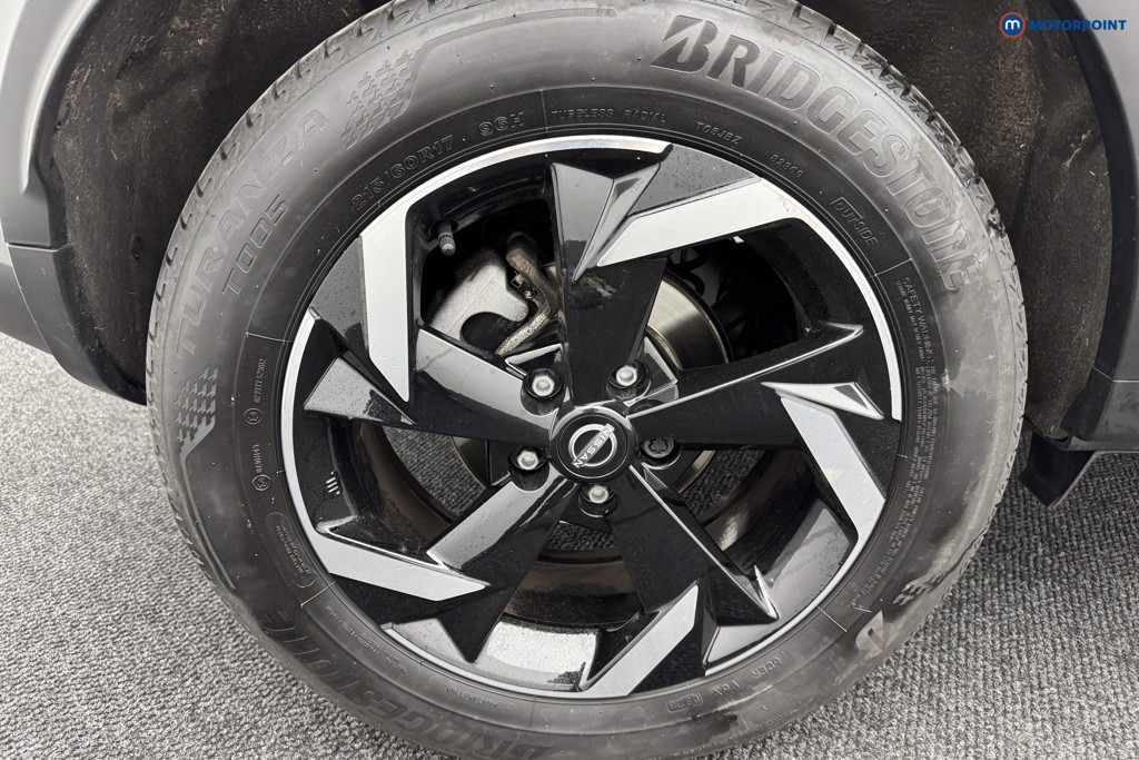 Nissan Juke N-Connecta Automatic Petrol SUV - Stock Number (1564968) - 33rd supplementary image