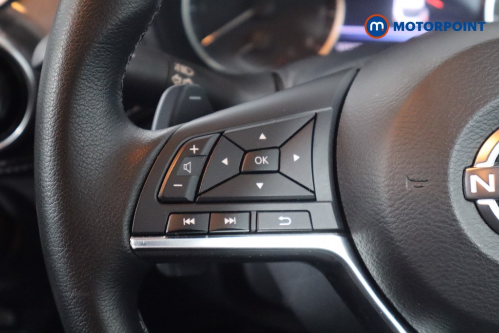 Nissan Juke N-Connecta Automatic Petrol SUV - Stock Number (1565002) - 7th supplementary image