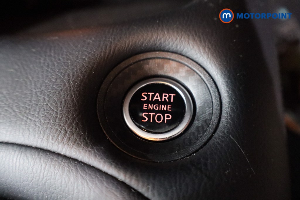 Nissan Juke N-Connecta Automatic Petrol SUV - Stock Number (1565002) - 13th supplementary image