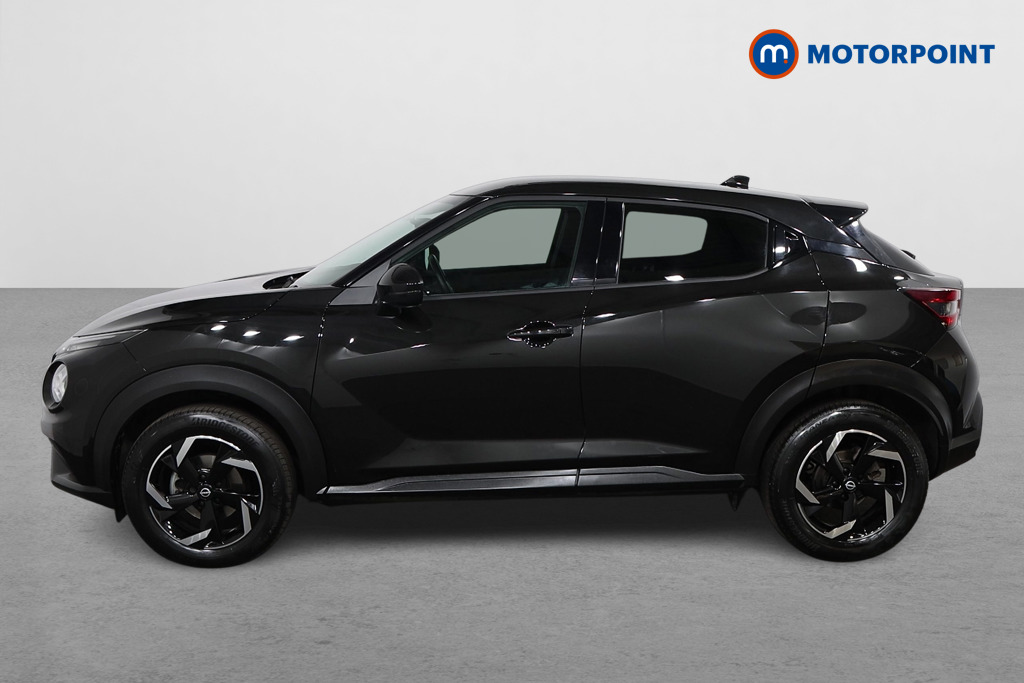 Nissan Juke N-Connecta Automatic Petrol SUV - Stock Number (1565002) - Passenger side