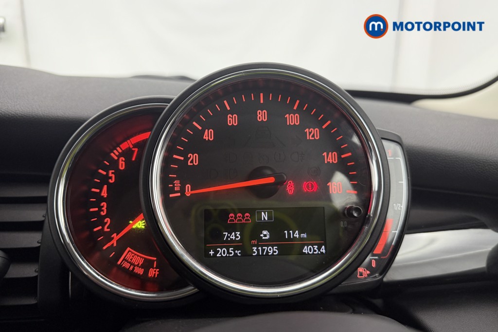 Mini Hatchback Cooper Manual Petrol Hatchback - Stock Number (1565109) - 5th supplementary image