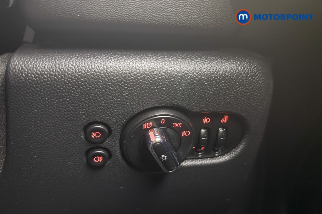 Mini Hatchback Cooper Manual Petrol Hatchback - Stock Number (1565109) - 16th supplementary image