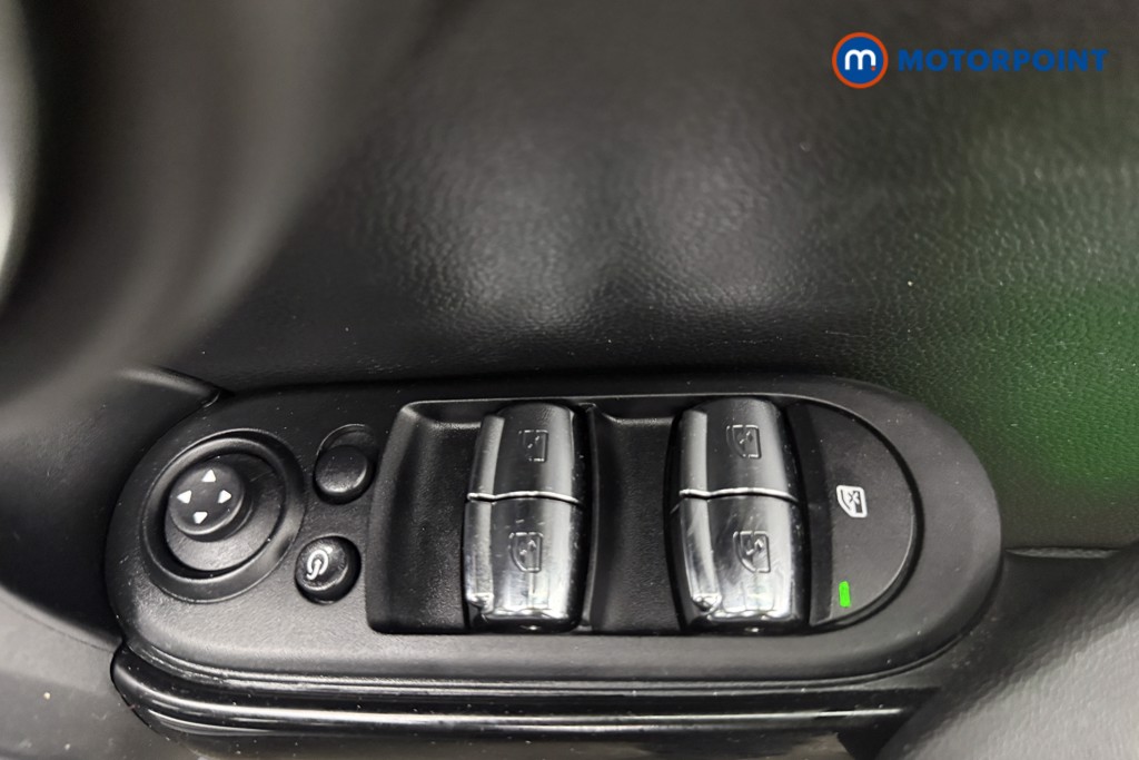 Mini Hatchback Cooper Manual Petrol Hatchback - Stock Number (1565109) - 18th supplementary image