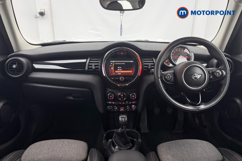 Mini Hatchback Cooper Manual Petrol Hatchback - Stock Number (1565109) - 1st supplementary image