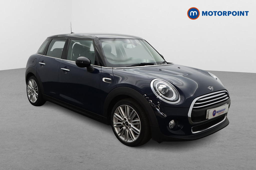 Mini Hatchback Cooper Manual Petrol Hatchback - Stock Number (1565109) - Drivers side front corner