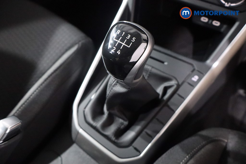 Volkswagen Polo Life Manual Petrol Hatchback - Stock Number (1565392) - 14th supplementary image