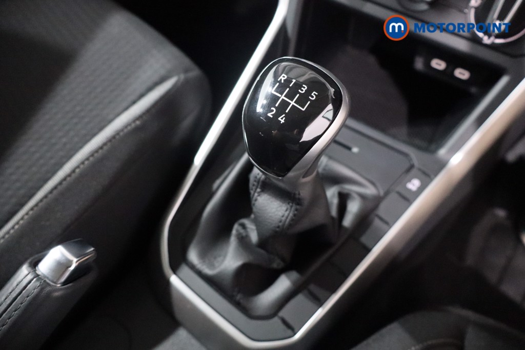 Volkswagen Polo Life Manual Petrol Hatchback - Stock Number (1565394) - 14th supplementary image