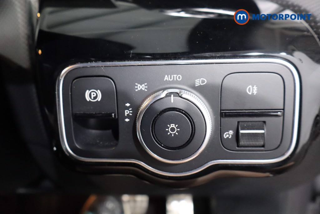 Mercedes-Benz A Class Amg Line Automatic Petrol Plug-In Hybrid Saloon - Stock Number (1565431) - 18th supplementary image
