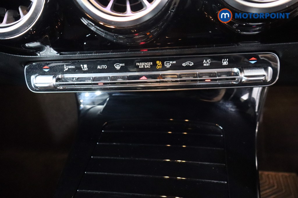Mercedes-Benz A Class Amg Line Automatic Petrol Plug-In Hybrid Saloon - Stock Number (1565431) - 23rd supplementary image