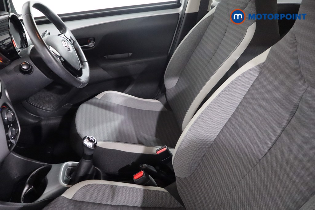 Toyota Aygo X-Play Manual Petrol Hatchback - Stock Number (1565623) - 4th supplementary image