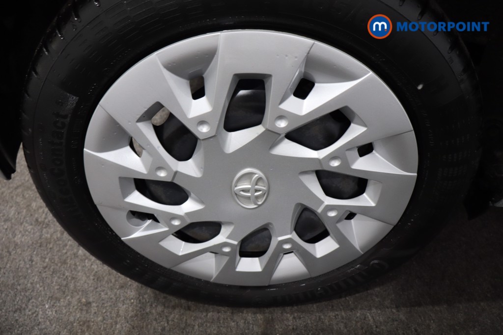 Toyota Aygo X-Play Manual Petrol Hatchback - Stock Number (1565623) - 9th supplementary image