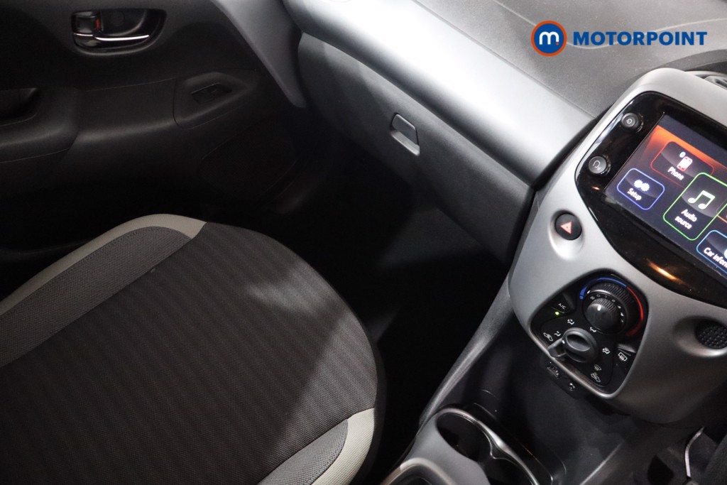 Toyota Aygo X-Play Manual Petrol Hatchback - Stock Number (1565623) - 15th supplementary image