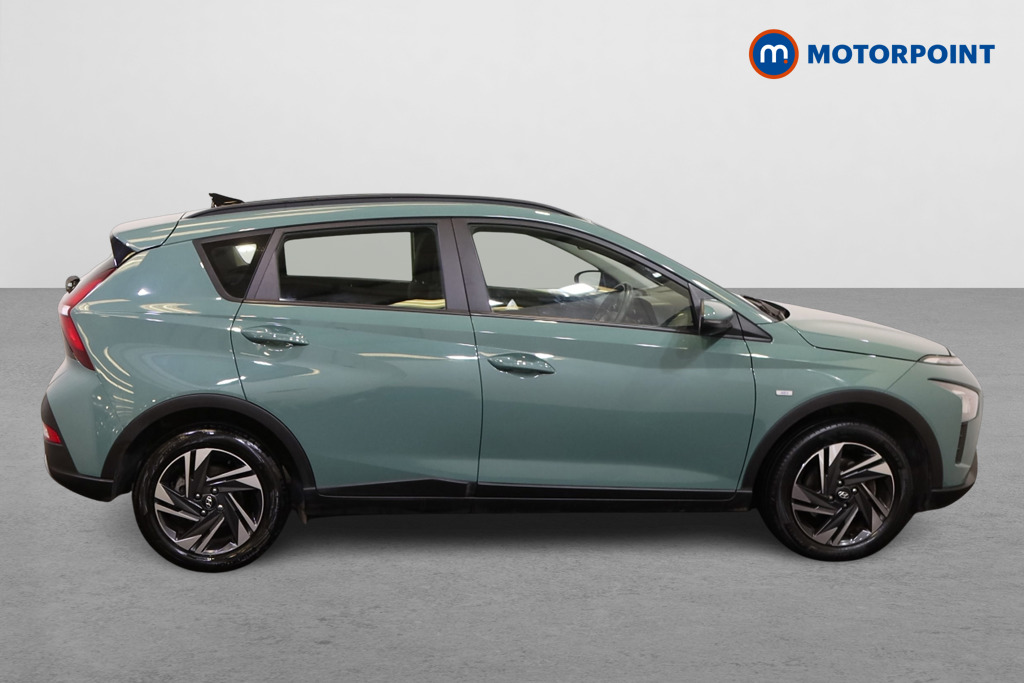Hyundai Bayon Se Connect Automatic Petrol-Electric Hybrid SUV - Stock Number (1565770) - Drivers side