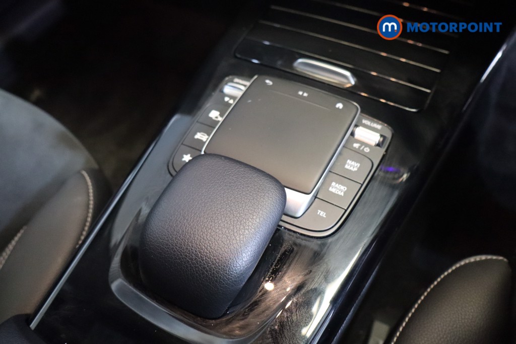 Mercedes-Benz A Class Amg Line Executive Edition Automatic Petrol Hatchback - Stock Number (1566012) - 12th supplementary image