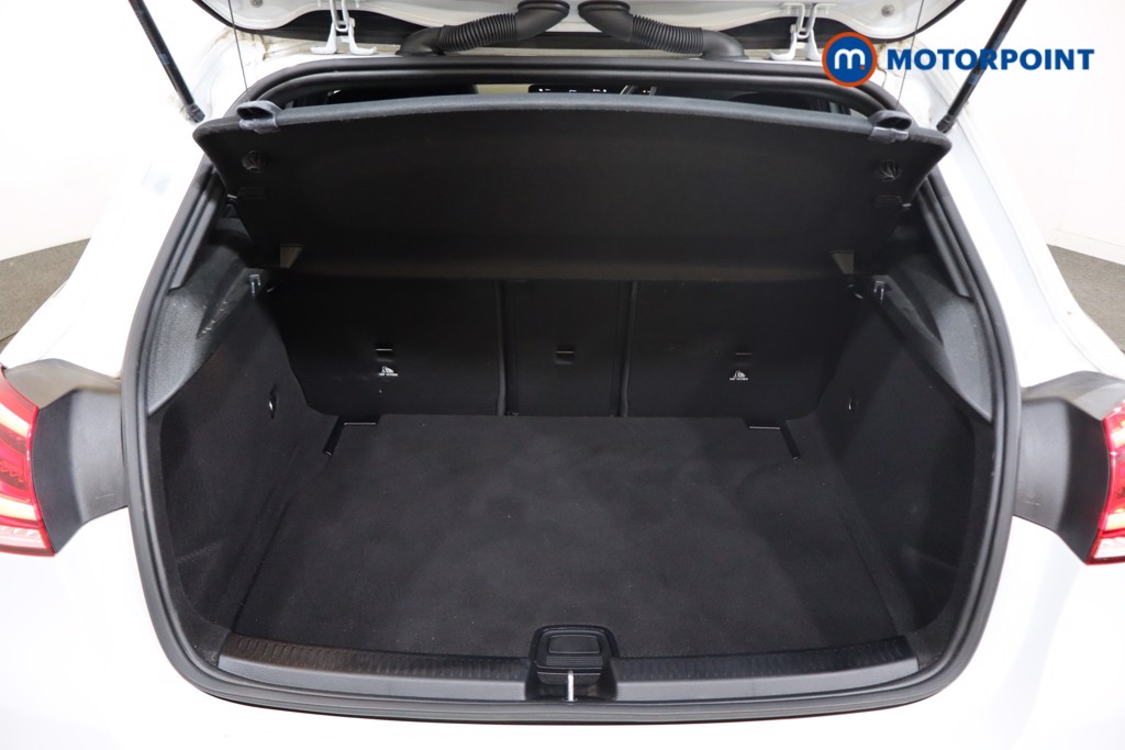 Mercedes-Benz A Class Amg Line Executive Edition Automatic Petrol Hatchback - Stock Number (1566012) - 24th supplementary image