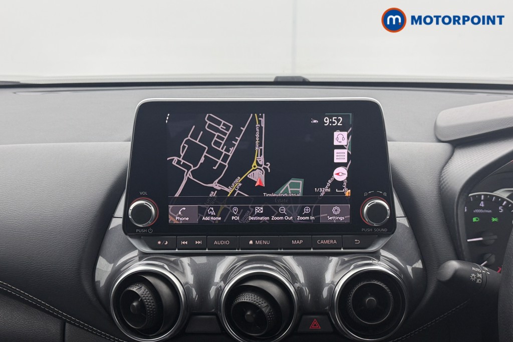 Nissan Juke N-Connecta Manual Petrol SUV - Stock Number (1566087) - 2nd supplementary image