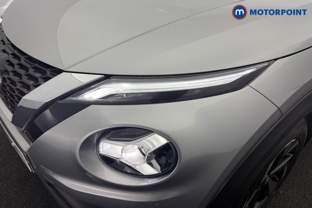 Nissan Juke N-Connecta Manual Petrol SUV - Stock Number (1566087) - 17th supplementary image