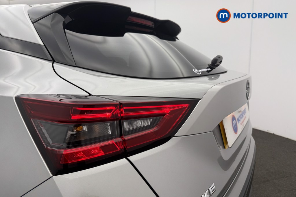 Nissan Juke N-Connecta Manual Petrol SUV - Stock Number (1566093) - 26th supplementary image