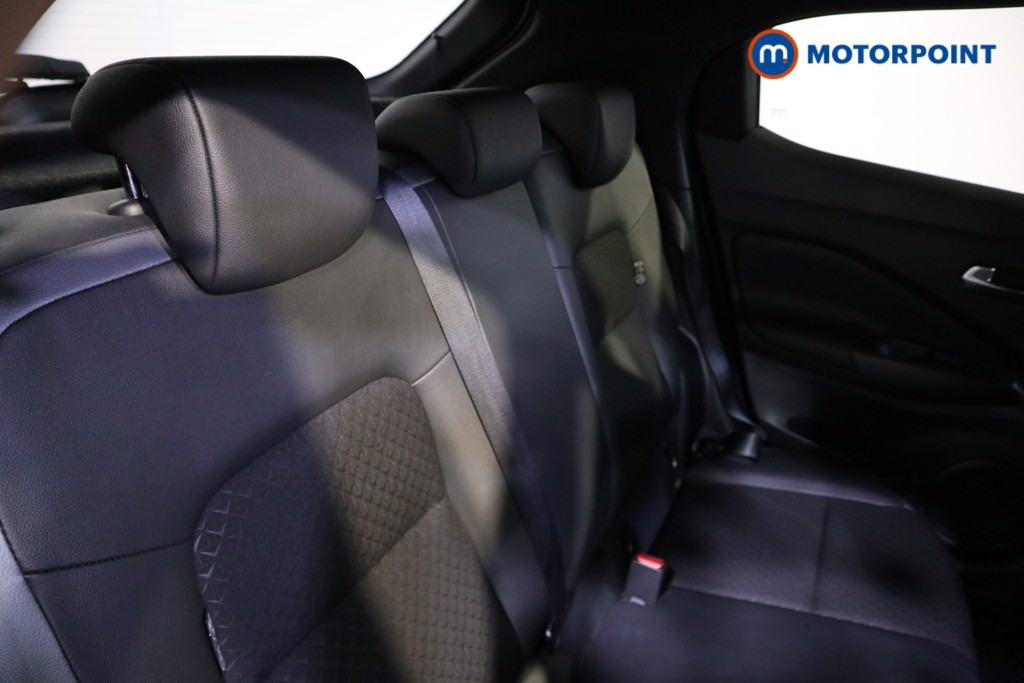 Nissan Juke N-Connecta Manual Petrol SUV - Stock Number (1566115) - 10th supplementary image