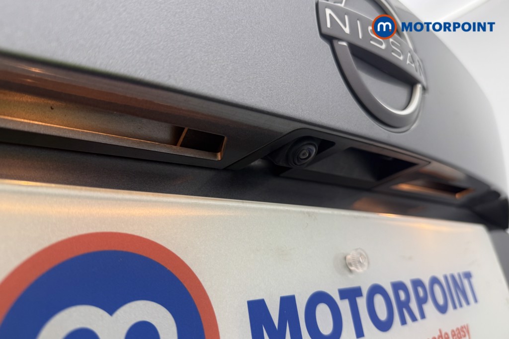 Nissan Juke N-Connecta Manual Petrol SUV - Stock Number (1566117) - 28th supplementary image