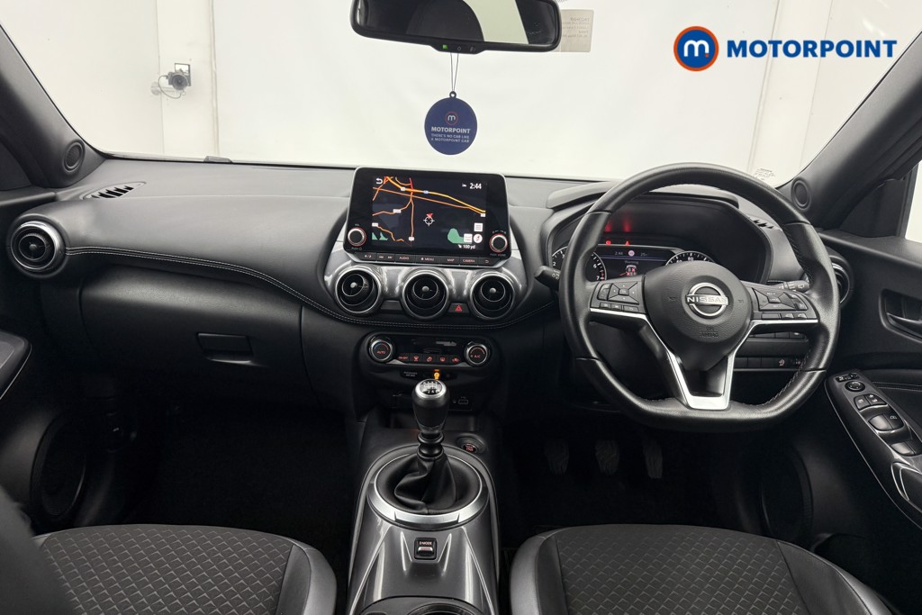 Nissan Juke N-Connecta Manual Petrol SUV - Stock Number (1566117) - 1st supplementary image