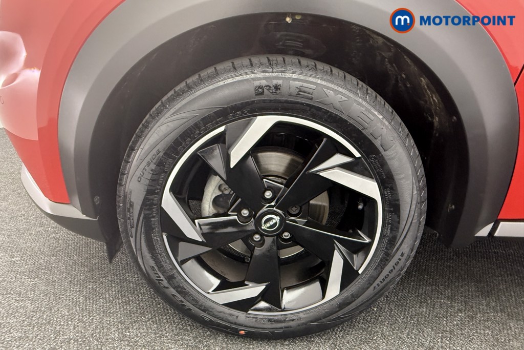 Nissan Juke N-Connecta Manual Petrol SUV - Stock Number (1566127) - 28th supplementary image