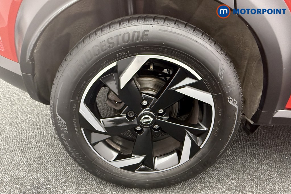 Nissan Juke N-Connecta Manual Petrol SUV - Stock Number (1566127) - 30th supplementary image