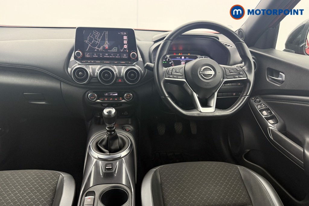 Nissan Juke N-Connecta Manual Petrol SUV - Stock Number (1566127) - 1st supplementary image