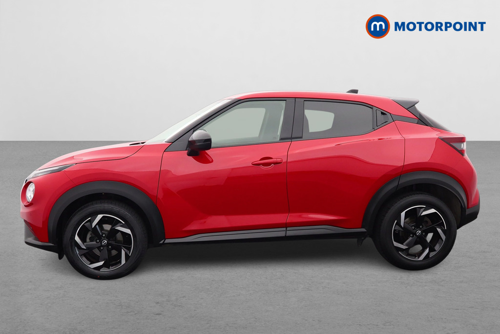 Nissan Juke N-Connecta Manual Petrol SUV - Stock Number (1566127) - Passenger side