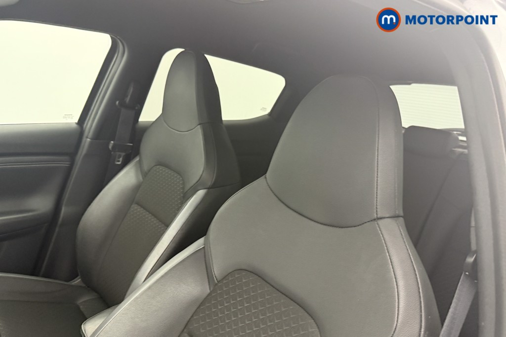 Nissan Juke N-Connecta Manual Petrol SUV - Stock Number (1566130) - 18th supplementary image